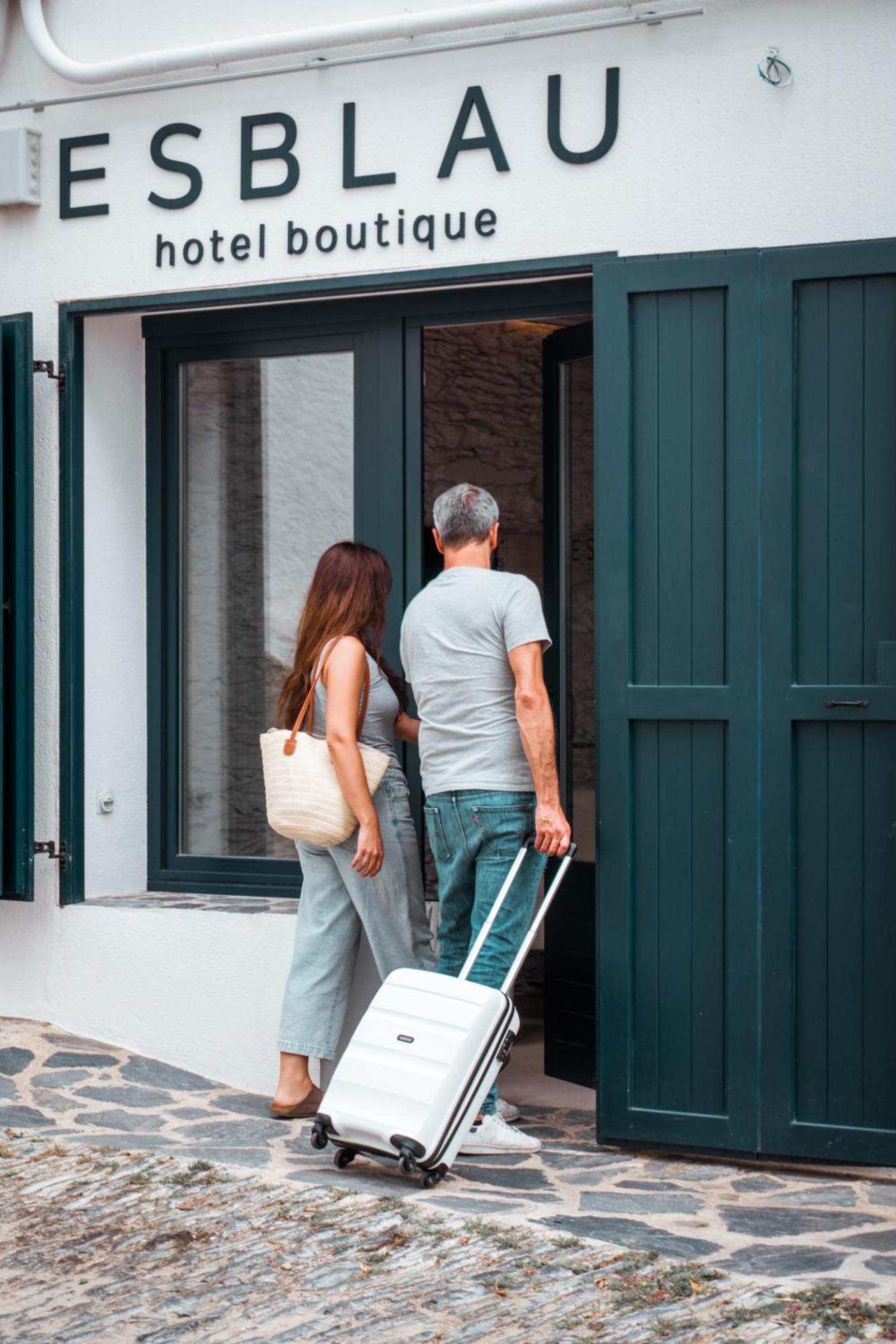 Hotel Boutique Es Blau Кадакес Экстерьер фото