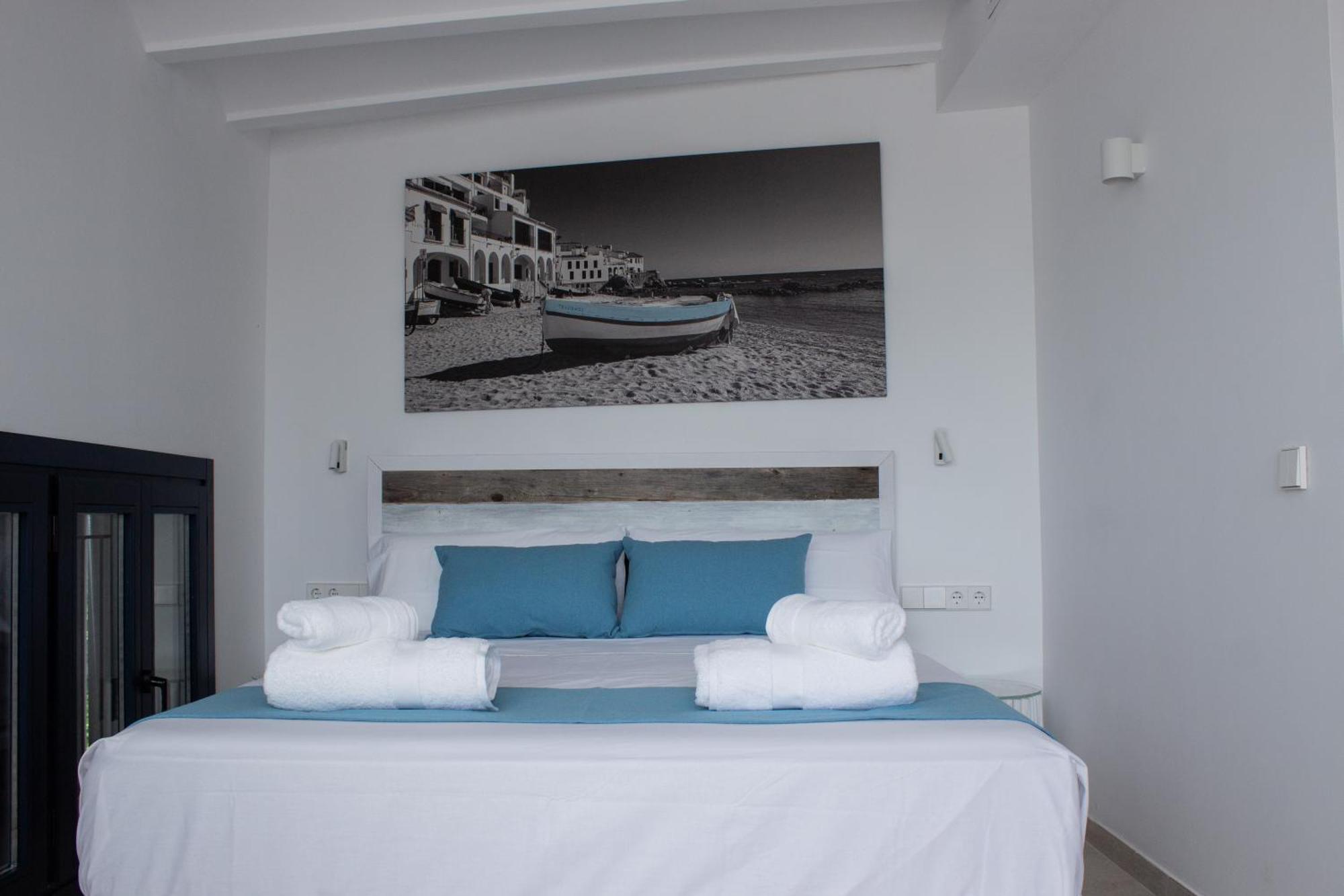Hotel Boutique Es Blau Кадакес Экстерьер фото