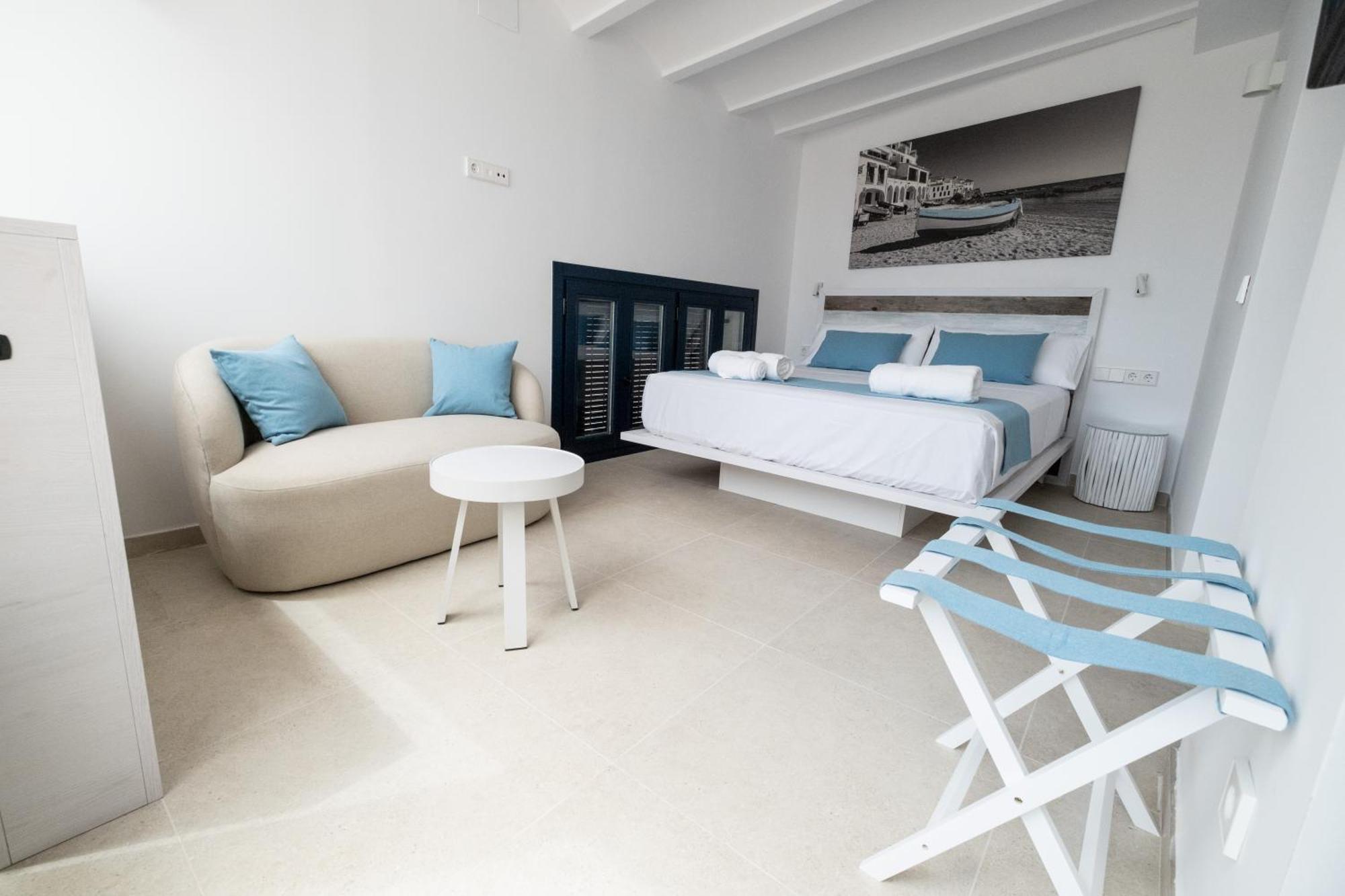 Hotel Boutique Es Blau Кадакес Экстерьер фото