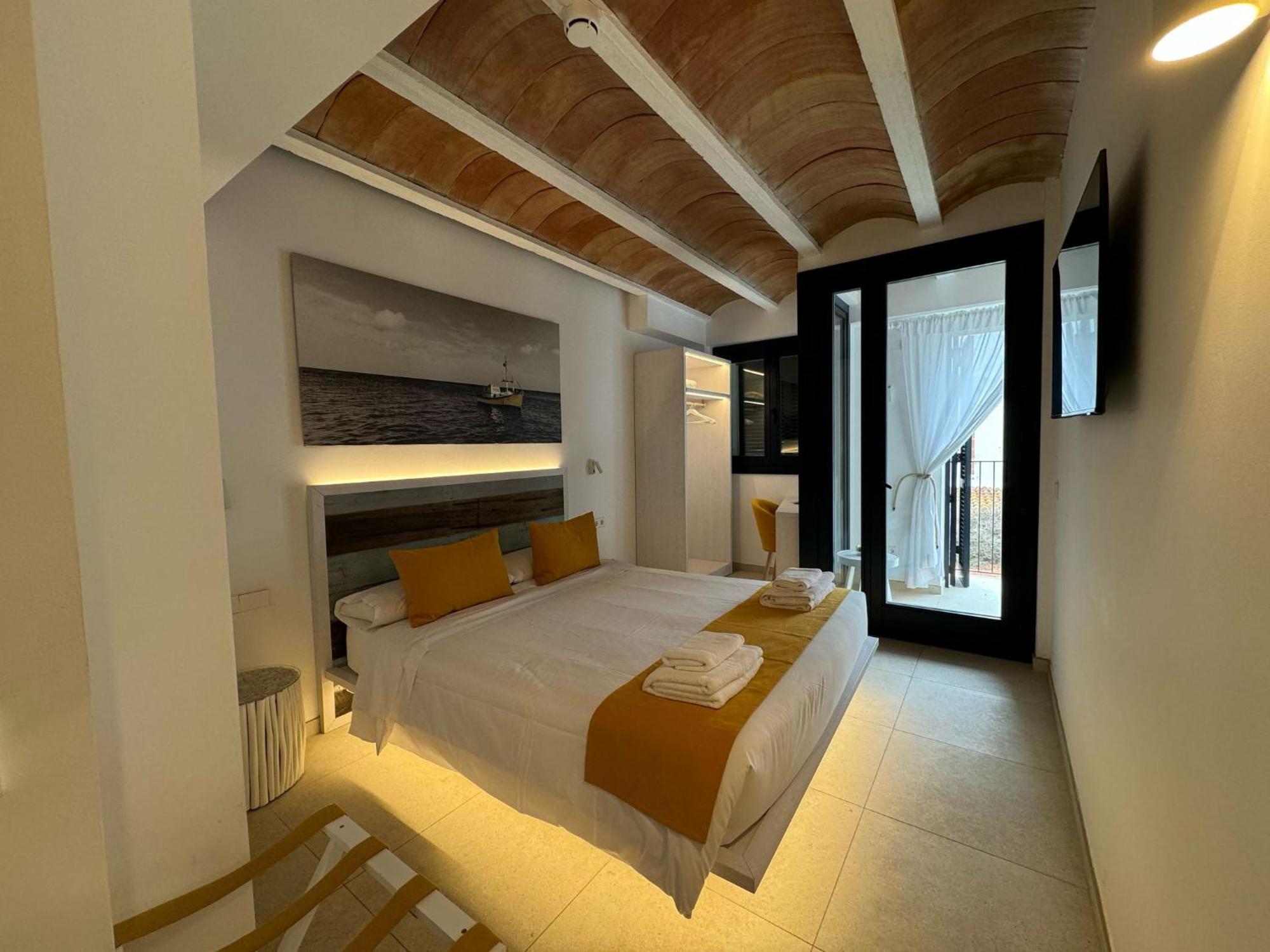 Hotel Boutique Es Blau Кадакес Экстерьер фото